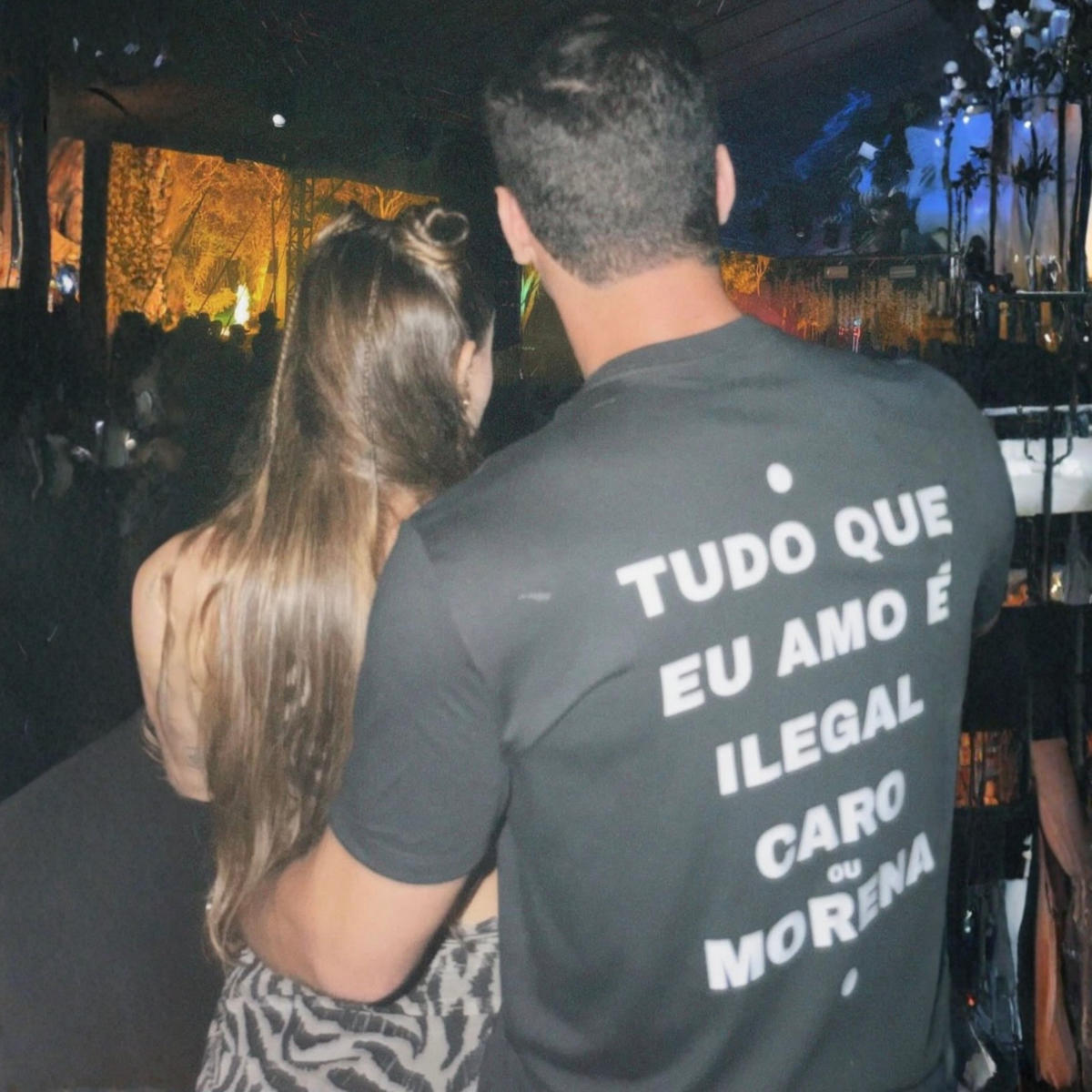 Camiseta "Tudo que eu amo é... Morena"